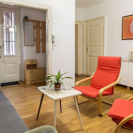 B333 Apartment - In The Heart Of The City Budapesta Exterior foto