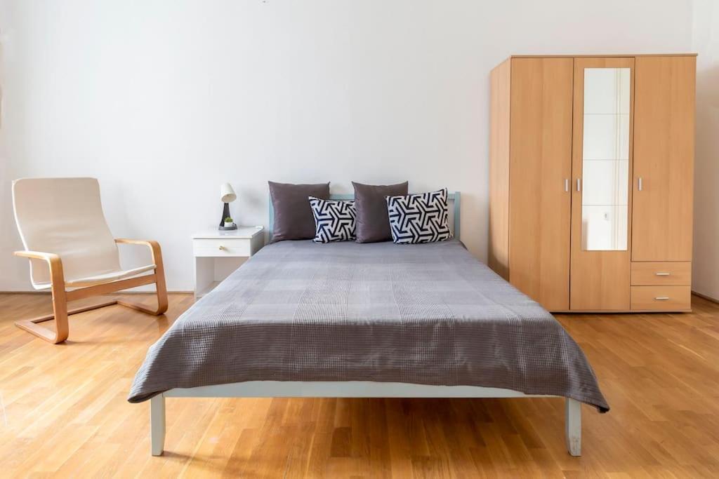 B333 Apartment - In The Heart Of The City Budapesta Exterior foto